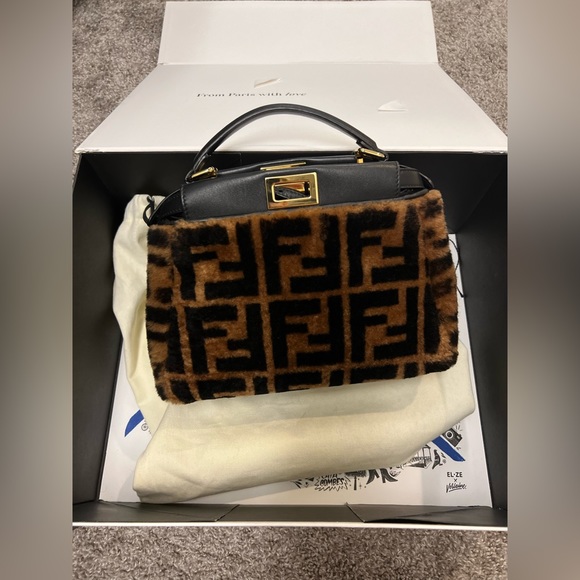 Fendi Mini Peekaboo - Picture 2 of 2